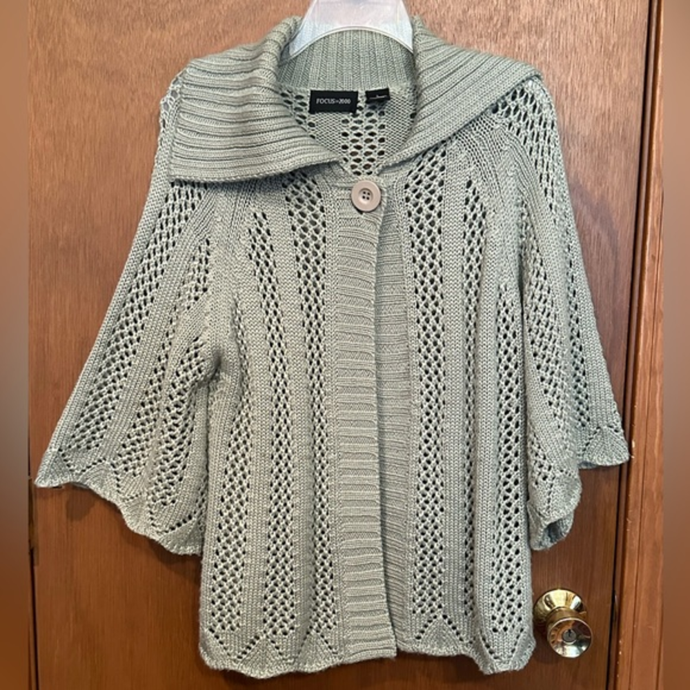 Focus 2000 Woman’s Sage Green Sweater Cardigan‎ Size Large L